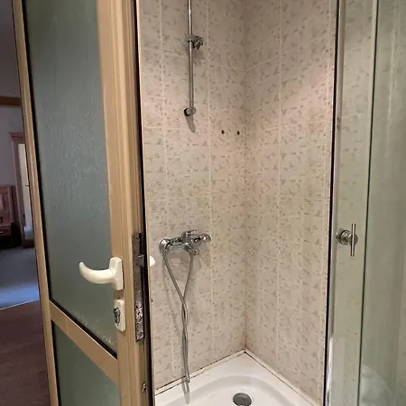 Avalon Apartment *